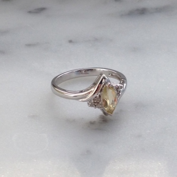 Genuine Diamond Lemon Quartz Ring - Picture 2 of 3